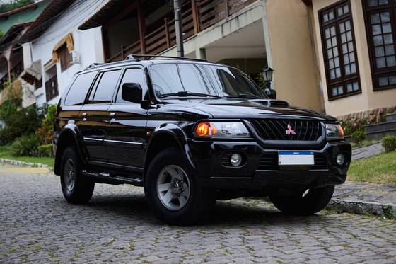 MITSUBISHI PAJERO 2.8 GLS 4X4 8V TURBO DIESEL 4P AUTOMÁTICO